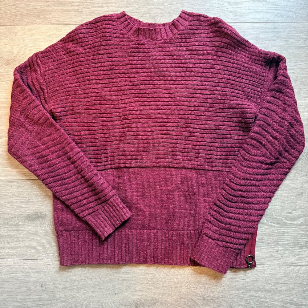 Lululemon As Promised Burgundy Ribbed Knit Crewneck Sweater Side Zipper
